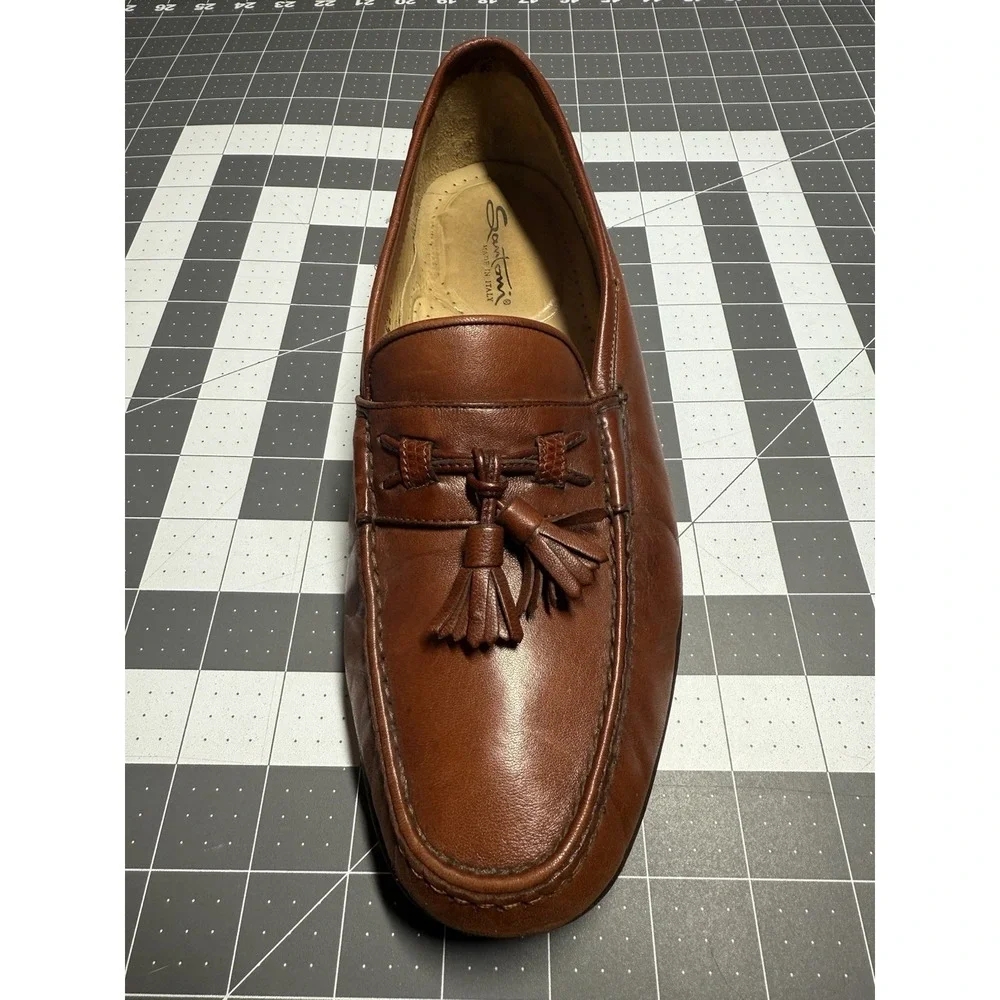 Santoni scruff front